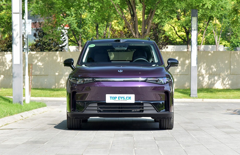imgi_3_1_3(14) 2026 Leapmotor C16– China Export Vehicle | Electric Vehicles From China - Image 1