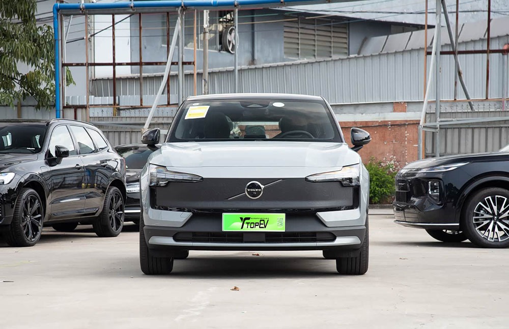 imgi_3_1_3(39) 2026 Volvo EX30 Cross Country– China Export Vehicle | Cars Sourced From China - Image 1