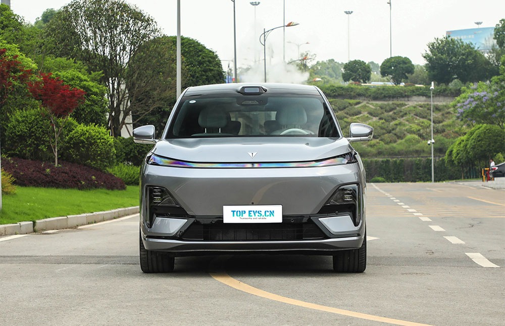 imgi_3_1_3(82) 2026 Deepal S09– China Export Vehicle | Premium Cars From China - Image 1