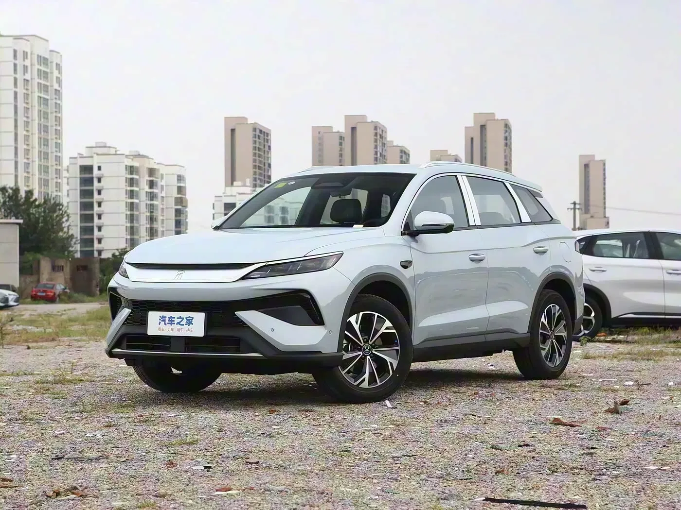imgi_55_2025-Eco-Friendly-Byd-Car-Song-PRO-New-Energy-Dm-I-115km-for-Family BYD Song Pro DM-i– For Sale From China | EV From China for Sale - Image 1